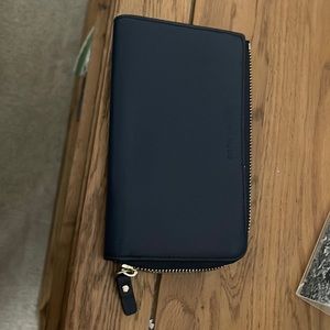 Lo & sons navy leather wallet